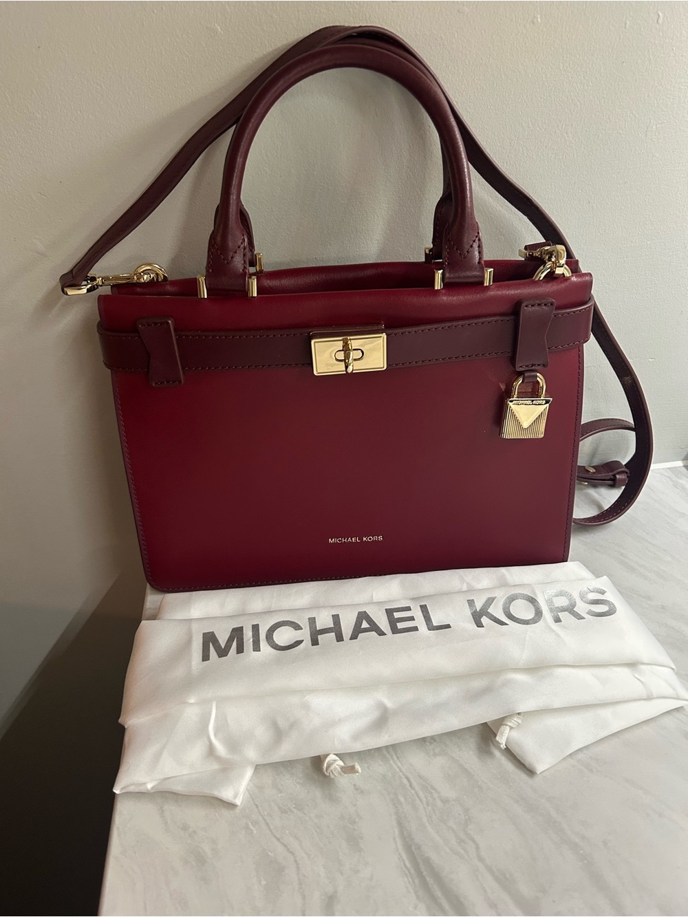 Michael Kors Burgundy Satchel with Red Card Wallet - Picture 5 of 16